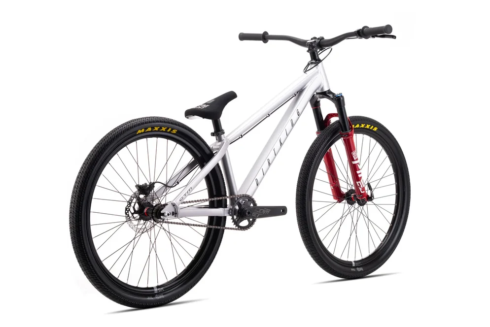 CTM DIRTKING Pro 26 – matná strieborná