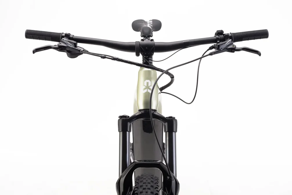 Elektrický horský bicykel CTM REZIST COMP - čierna/svetlá zlatá
