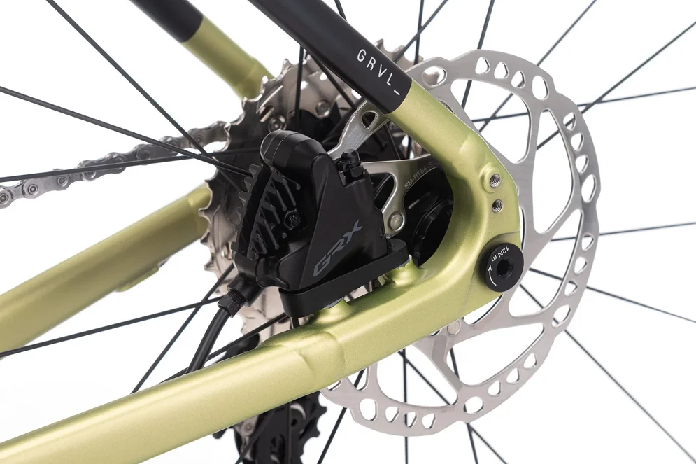 Gravel bicykel CTM KOYUK 2.0 28 – čierna / svetlá zlatá