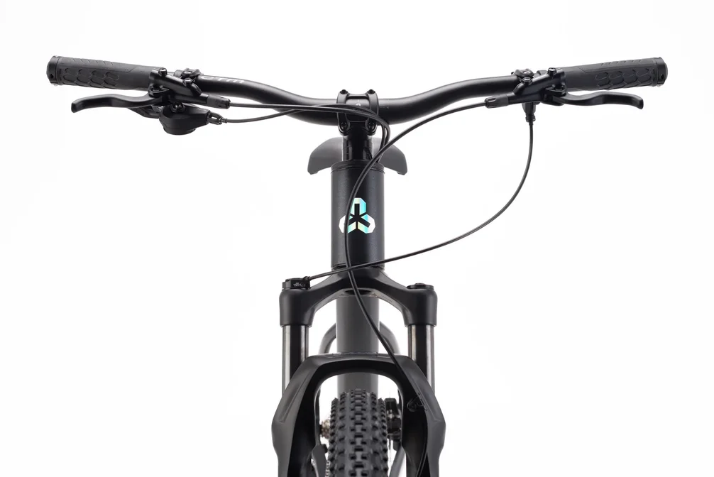 Horský bicykel CTM Charisma 5.0 29 – matná čierna