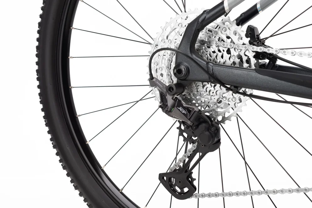 Horský bicykel CTM Charisma 5.0 29 – matná čierna