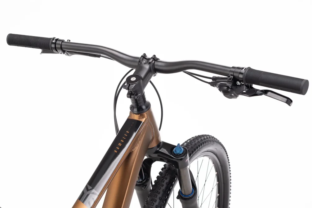 Horský bicykel CTM Rambler 4.0 29 – matná zlatá