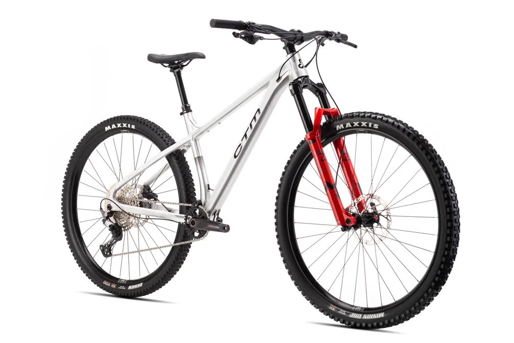 Horský bicykel CTM ZEPHYR Pro 29 – hliníková