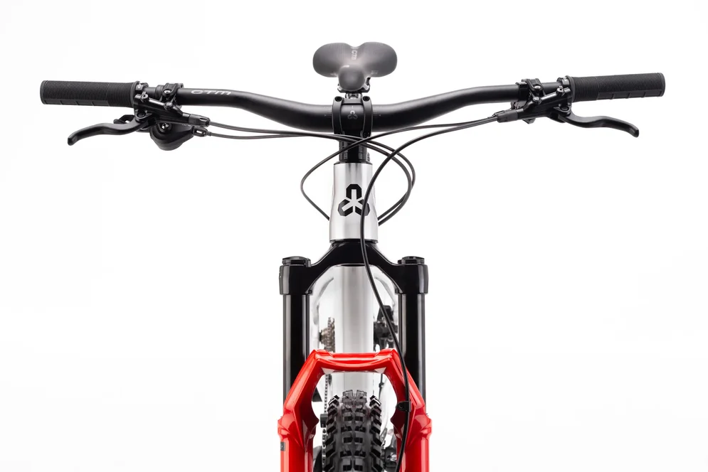 Horský bicykel CTM ZEPHYR Pro 29 – hliníková